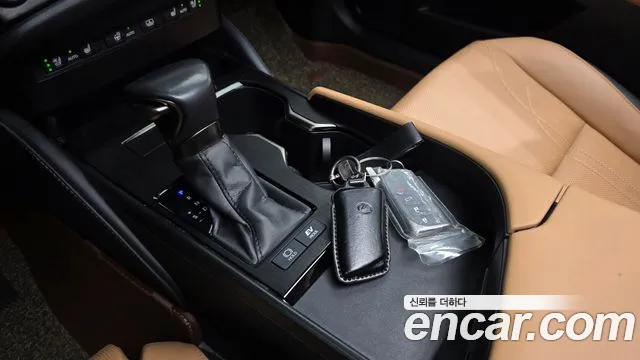 Lexus ES 2022 thumb 9