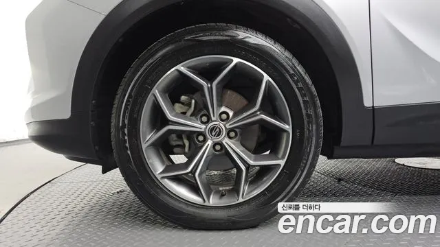 KG_Mobility_Ssangyong KORANDO 2019 thumb 5
