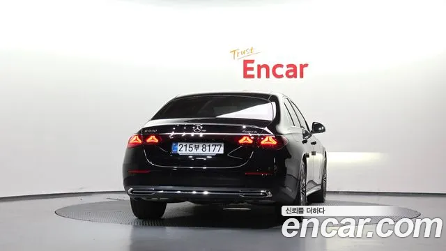 Mercedes-Benz E-Класс 2026 thumb 4