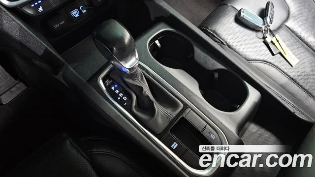 Hyundai Santa Fe 2020 thumb 9