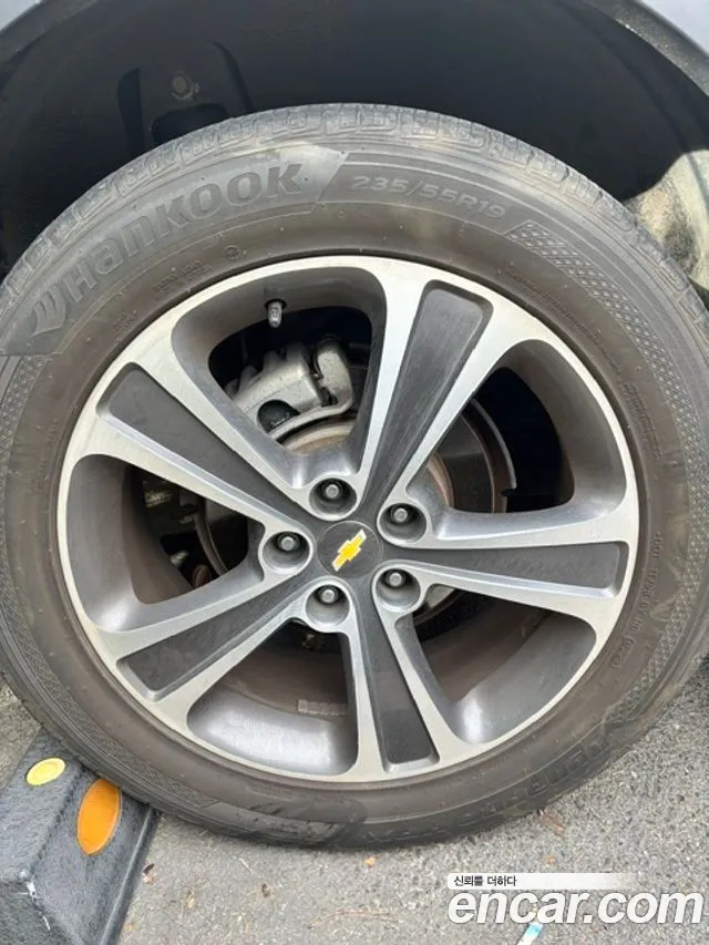 ChevroletGMDaewoo Captiva 2016 thumb 5