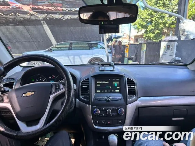 ChevroletGMDaewoo Captiva 2016 thumb 6