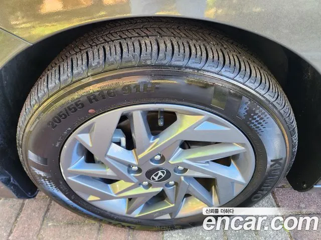 Hyundai Avante 2023 thumb 5