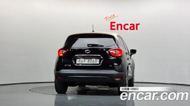 Renault-KoreaSamsung Captur 2015 thumb 4