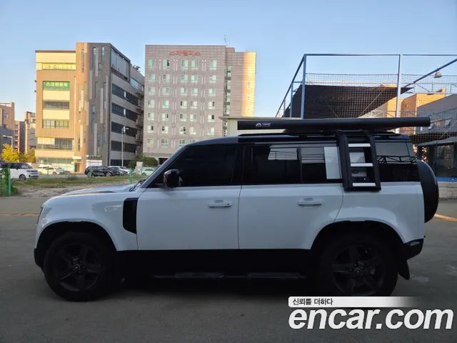Land Rover Defender 2022 thumb 2