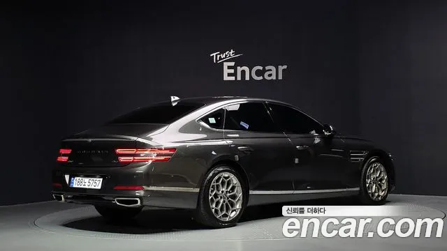 Genesis G80 2022 thumb 2