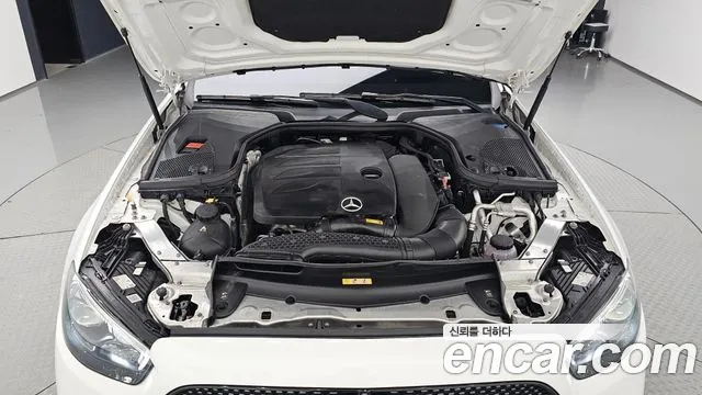 Mercedes-Benz E-Класс 2021 thumb 5