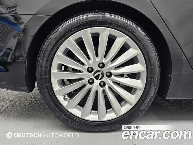 Hyundai Equus 2015 thumb 5