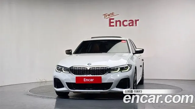 BMW 3-Series 2020 thumb 3