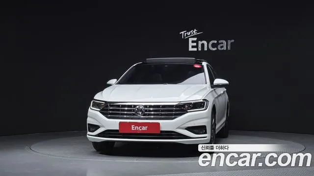 Volkswagen Jetta 2021 thumb 3