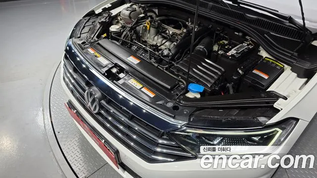 Volkswagen Jetta 2021 thumb 6