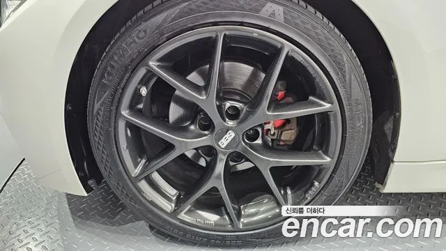 BMW 3-Series 2015 thumb 4