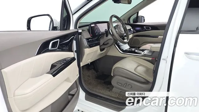 Kia Carnival 2022 thumb 10