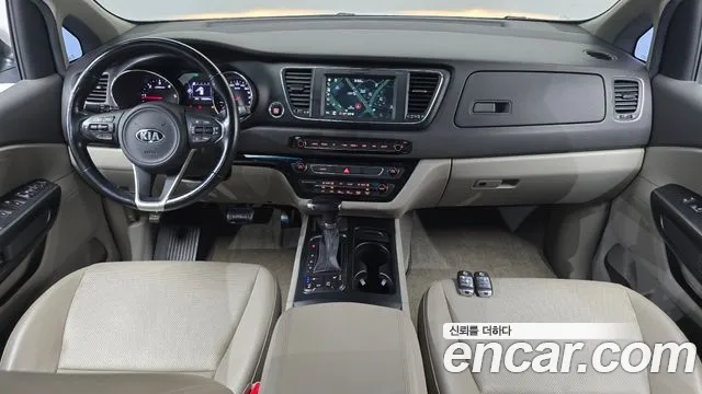 Kia Carnival 2018 thumb 7