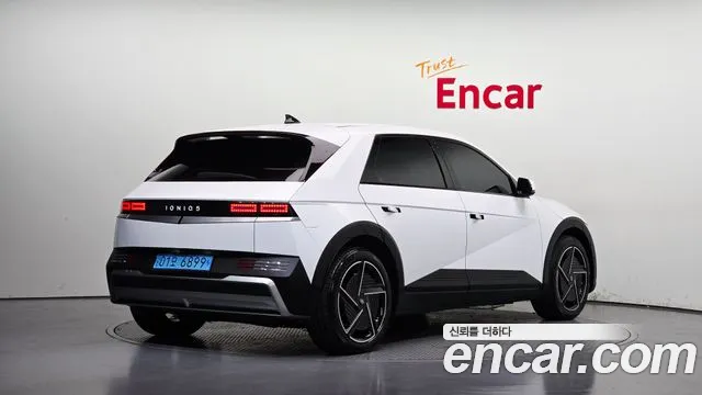 Hyundai IONIQ 5 2024 thumb 2