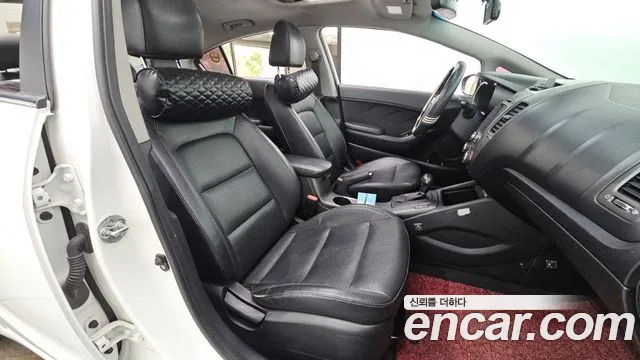 Kia K3 2014 thumb 11