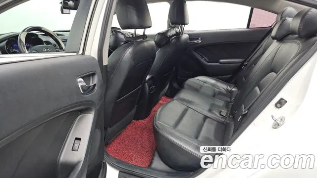 Kia K3 2014 thumb 12