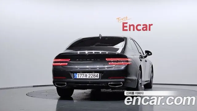 Genesis G80 2022 thumb 4