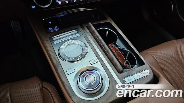 Genesis G80 2022 thumb 9