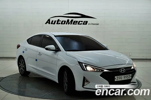 Hyundai Avante 2018 thumb 4