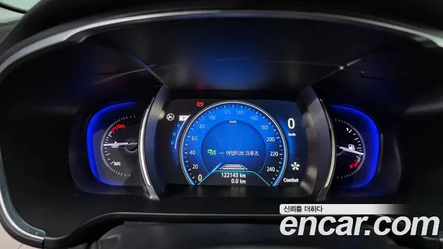 Renault-KoreaSamsung Megane 2016 thumb 7