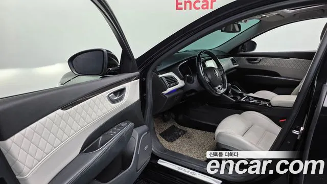 Renault-KoreaSamsung Megane 2016 thumb 9