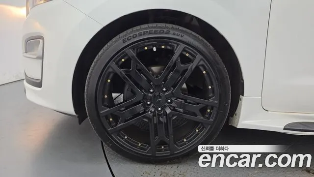 Kia Carnival 2019 thumb 5