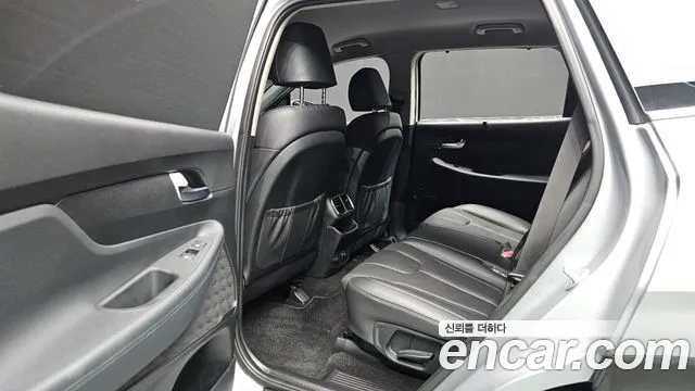 Hyundai Santa Fe 2018 thumb 12