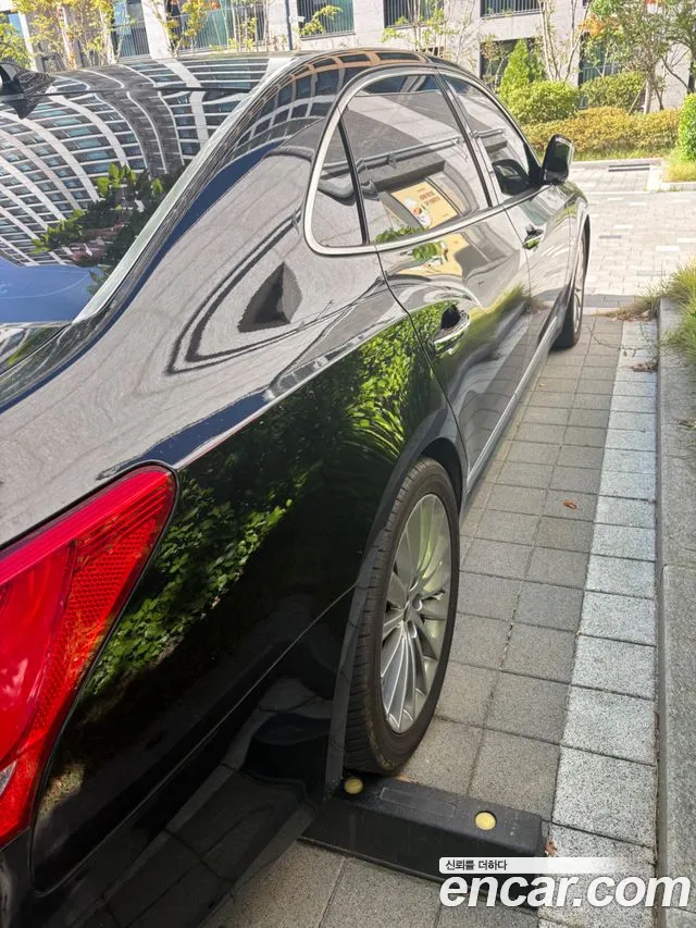 Hyundai Equus 2014 thumb 3