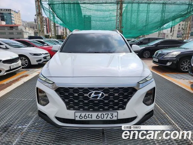 Hyundai Santa Fe 2019 thumb 2