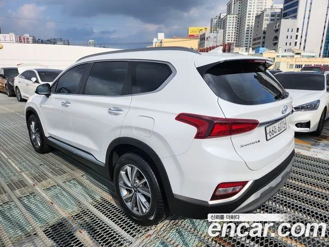 Hyundai Santa Fe 2019 thumb 4