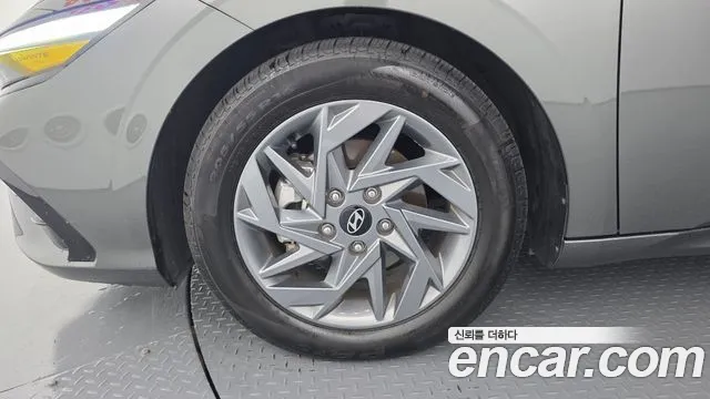 Hyundai Avante 2023 thumb 5