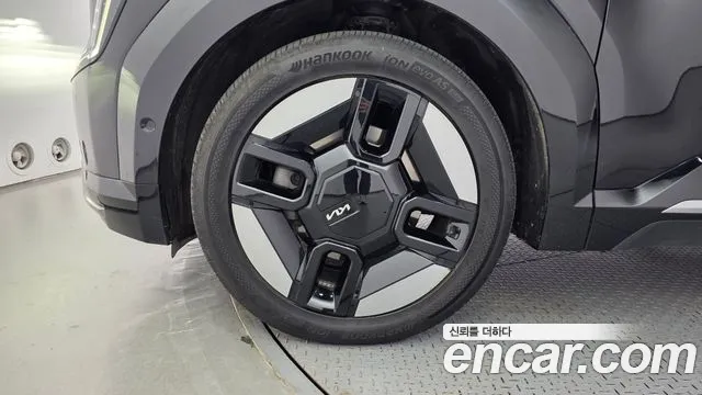 Kia EV9 2023 thumb 5
