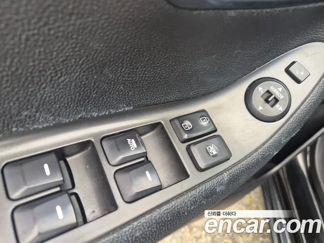 Kia Morning 2013 thumb 9