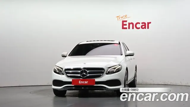 Mercedes-Benz E-Класс 2019 thumb 3