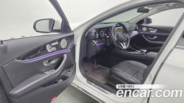 Mercedes-Benz E-Класс 2019 thumb 10