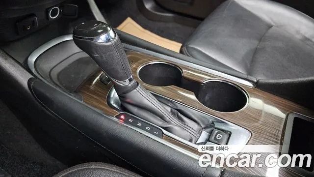 ChevroletGMDaewoo Malibu 2016 thumb 9