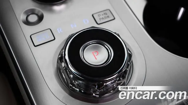 Genesis GV70 2025 thumb 9