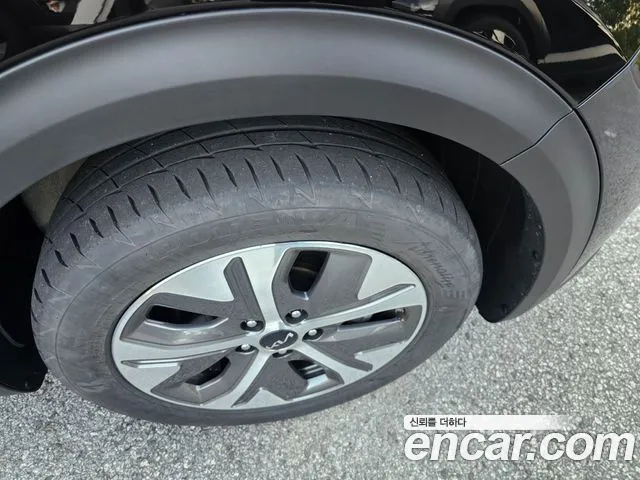 Kia Niro 2023 thumb 5