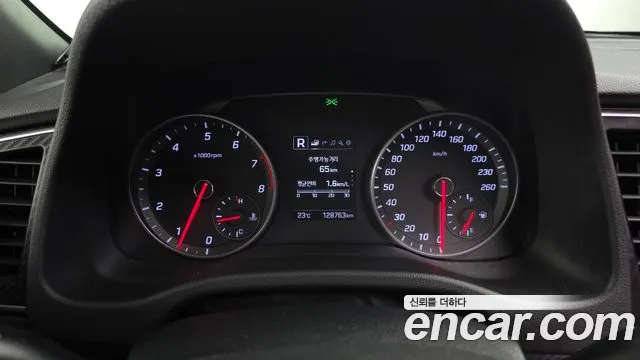 Hyundai Avante 2016 thumb 8