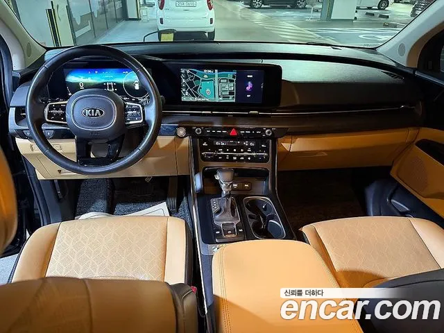 Kia Carnival 2021 thumb 6