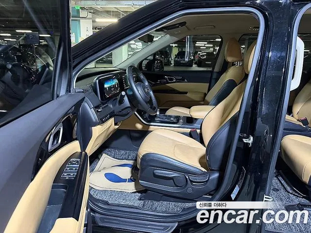 Kia Carnival 2021 thumb 7