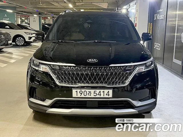Kia Carnival 2021 thumb 11