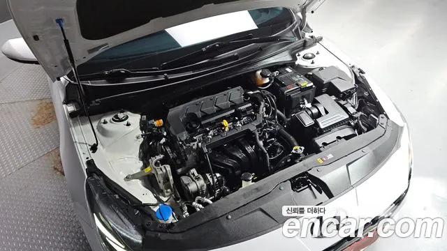 Hyundai Avante 2022 thumb 6