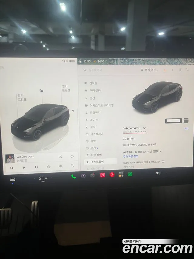 Tesla Model Y 2024 thumb 9