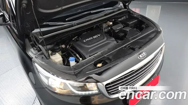 Kia Carnival 2018 thumb 6