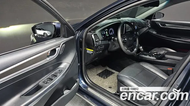 Hyundai Grandeur 2017 thumb 10