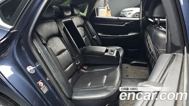 Hyundai Grandeur 2017 thumb 11