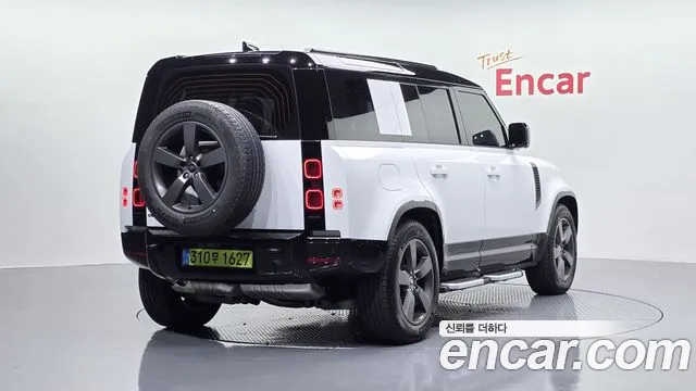 Land Rover Defender 2025 thumb 2