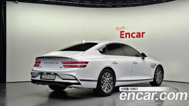 Genesis G80 2024 thumb 2